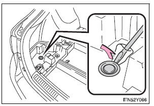 Libertar manualmente o travão de estacionamento (wagon)